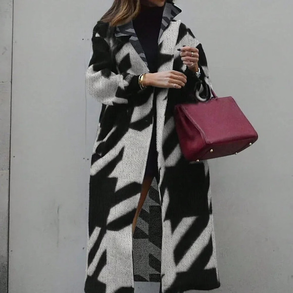 Black & White Casual Women's Contrast Color Long Sleeve Printed Knit Cardigan - Picture 1 of 4